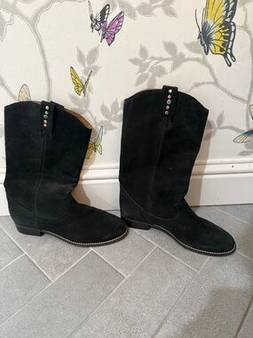 Xirena Black Suede Western Mid-Calf Boots with Stud Accents size 39